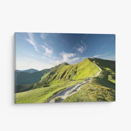 Leinwandbild sonnenbeschienener berggrat mit pfad – Wallnifity®