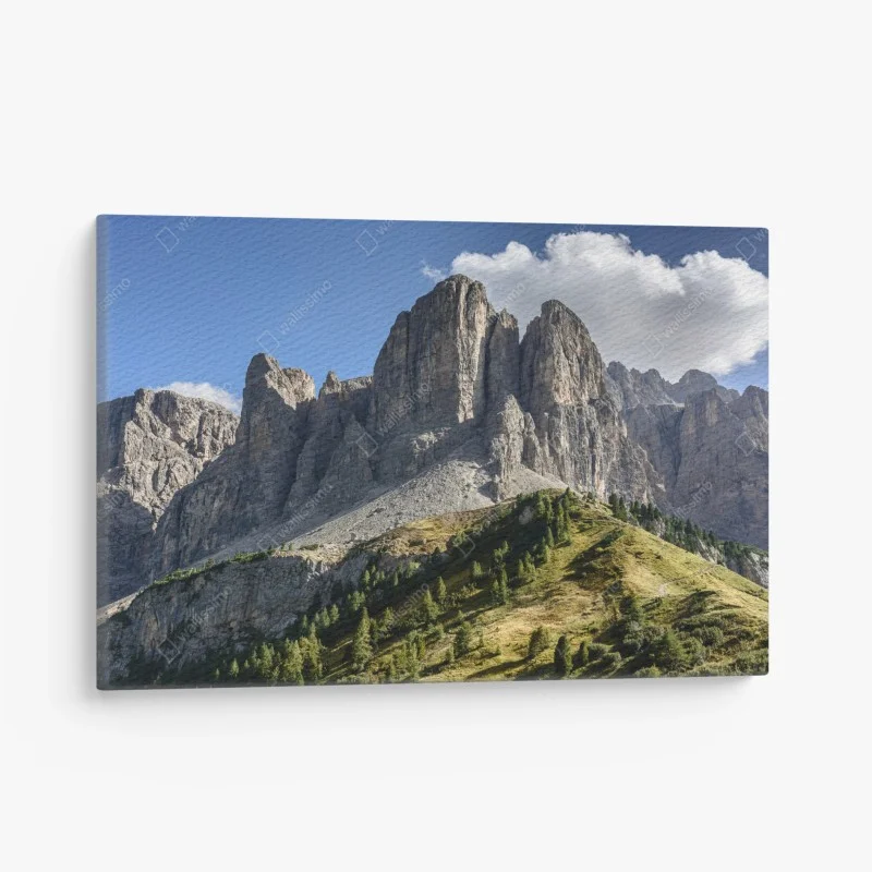 Leinwandbild majestätische gipfel über grünen hügeln