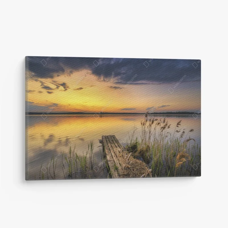 Leinwandbild goldener sonnenuntergang am see mit steg