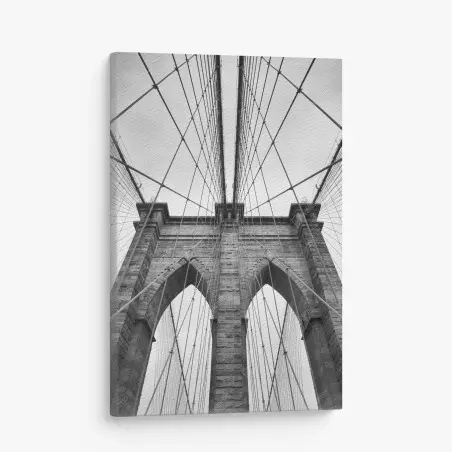 Leinwandbild perspektive der Brooklyn Bridge in monochrom – Wallnifity®