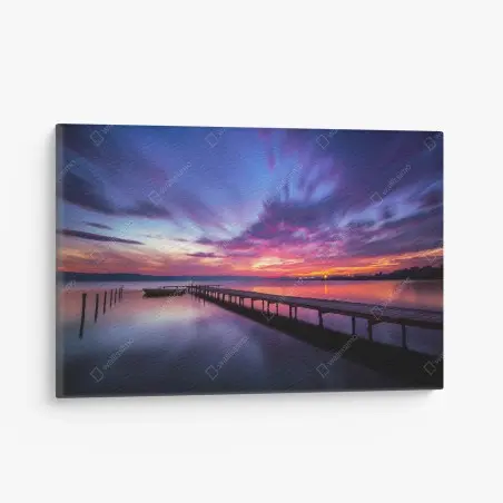 Leinwandbild sonnenuntergang über ruhigem see mit hölzernem steg – Wallnifity®