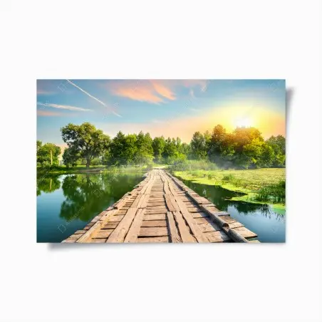 Poster sonnige hölzerne brücke über ruhigen see – Wallnifity®