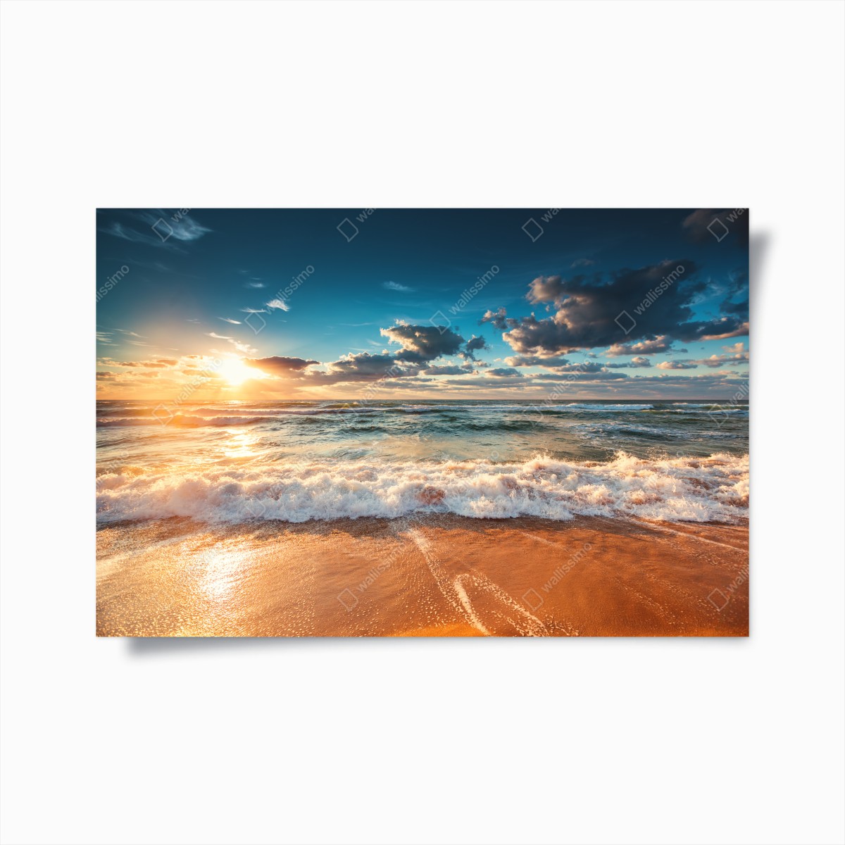Poster goldener sonnenaufgang über der meeresküste – Wallnifity®