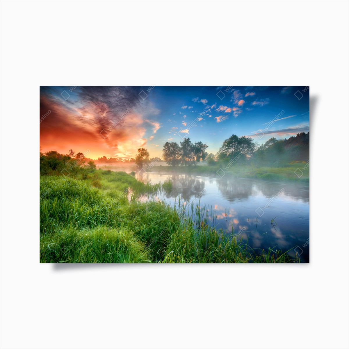 Poster nebel bei sonnenaufgang am flussufer – Wallnifity®
