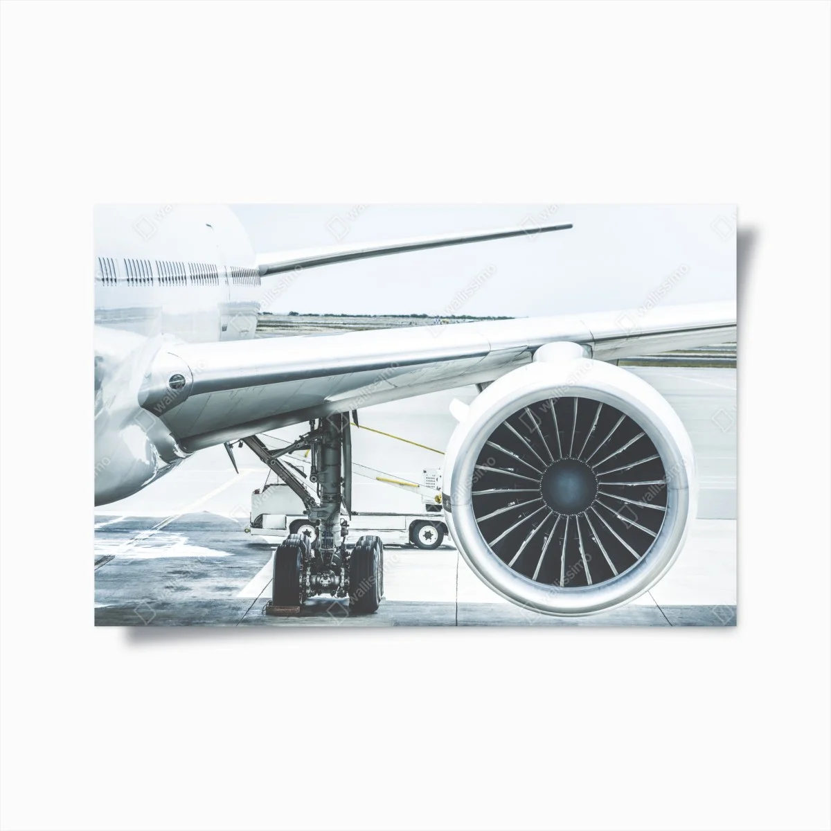 Poster nahaufnahme triebwerk am terminal – Wallnifity® Poster nahaufnahme triebwerk am terminal – Wallnifity®