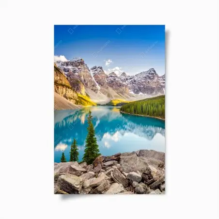 Poster sonnenbeschienenes Moraine Lake bergpanorama – Wallnifity®