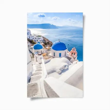 Poster sonniges Santorini blaue kuppeln und meerblick – Wallnifity®
