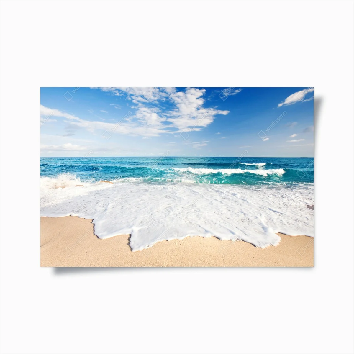 Poster türkisfarbene wellen am sandstrand – Wallnifity® Poster türkisfarbene wellen am sandstrand – Wallnifity®
