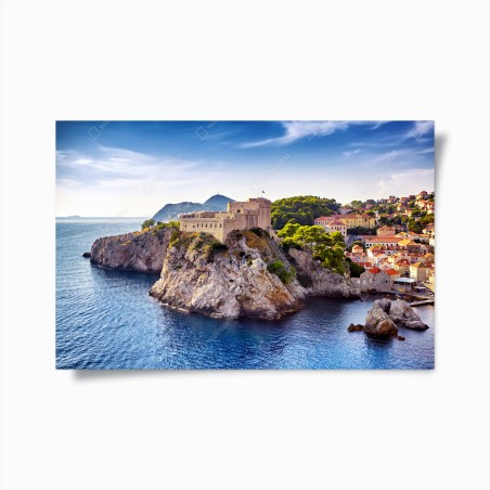 Poster Dubrovnik küstenfestung auf felsigen klippen – Wallnifity®