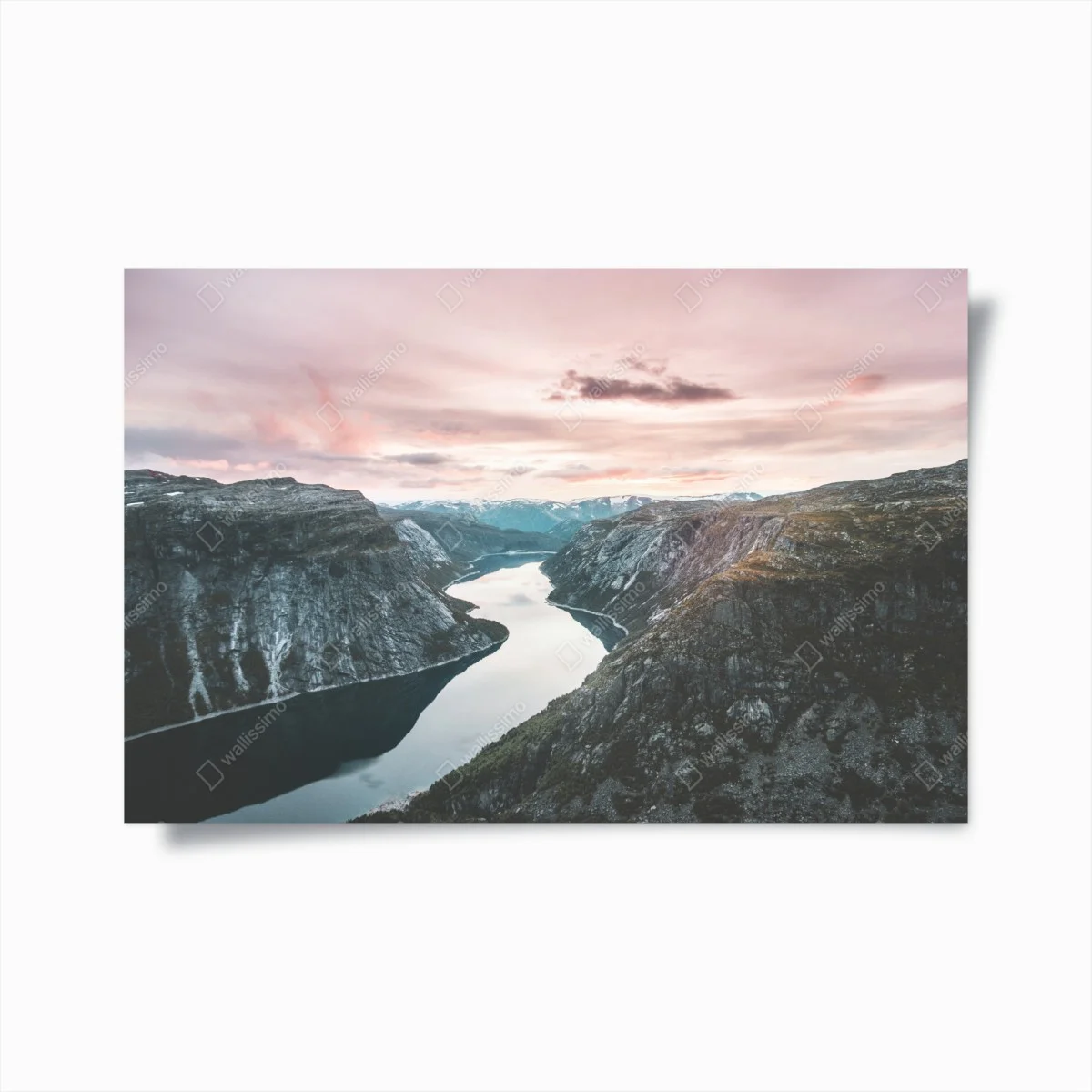 Poster ruhiger fjord bei sonnenuntergang – Wallnifity® Poster ruhiger fjord bei sonnenuntergang – Wallnifity®