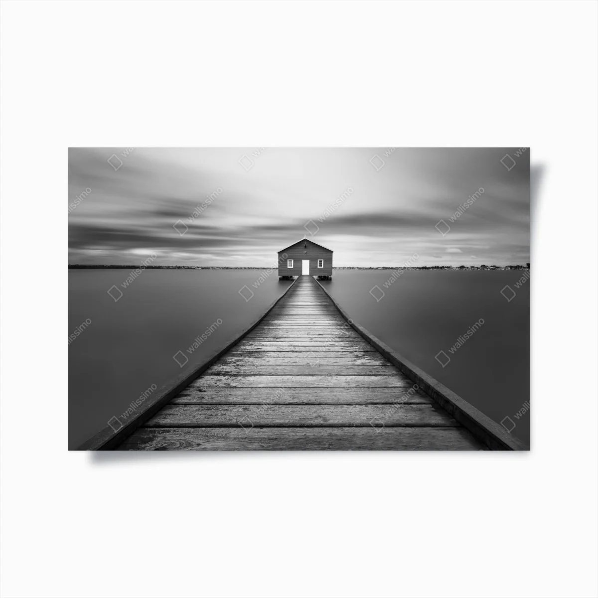 Poster einsames bootshaus am ruhigen steg – Wallnifity® Poster einsames bootshaus am ruhigen steg – Wallnifity®