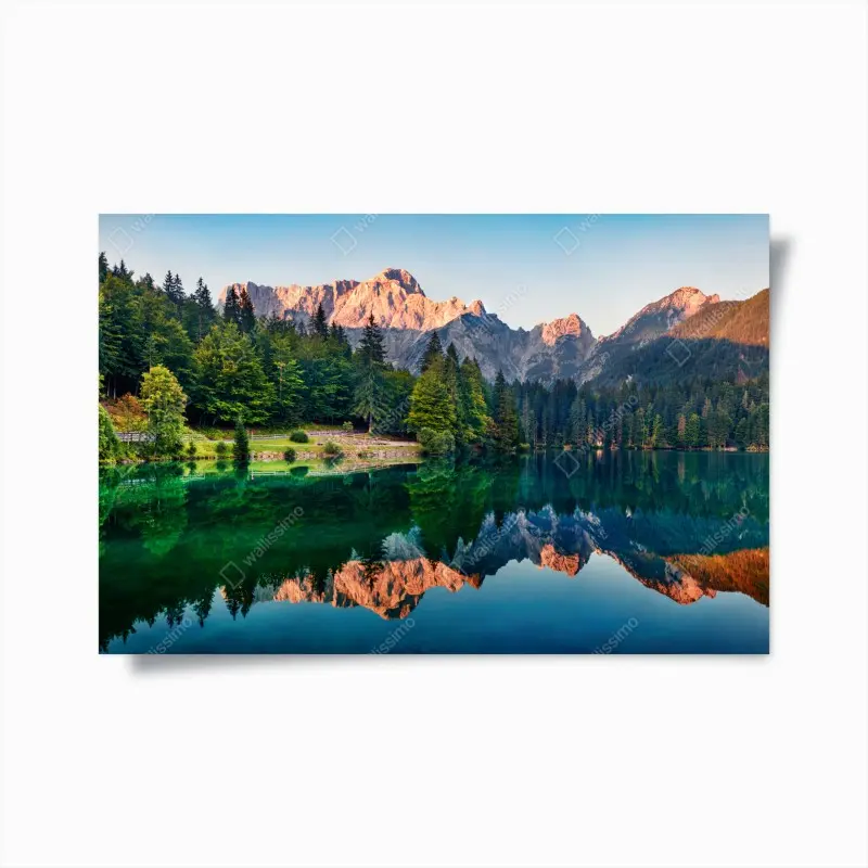Poster ruhiger morgen am Fusine See, Julische Alpen