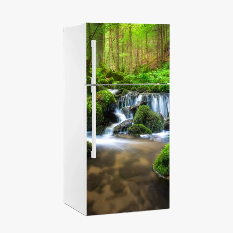 Kühlschrankaufkleber ruhiger moosiger waldwasserfall
