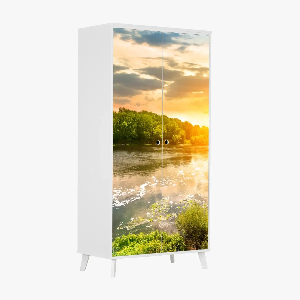 Schrankaufkleber ruhiger sonnenuntergang am fluss im grünen wald – Wallnifity® Schrankaufkleber ruhiger sonnenuntergang am fluss im grünen wald – Wallnifity®