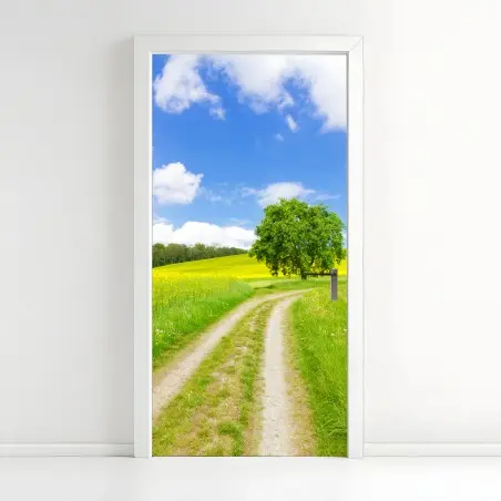 Türaufkleber sonniger feldweg mit einsamem baum – Wallnifity®