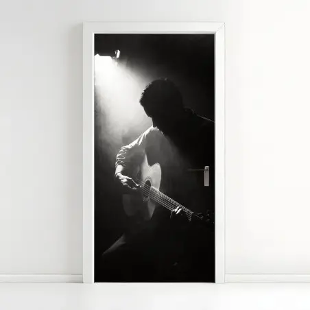 Türaufkleber silhouette eines gitaristen im scheinwerferlicht – Wallnifity®