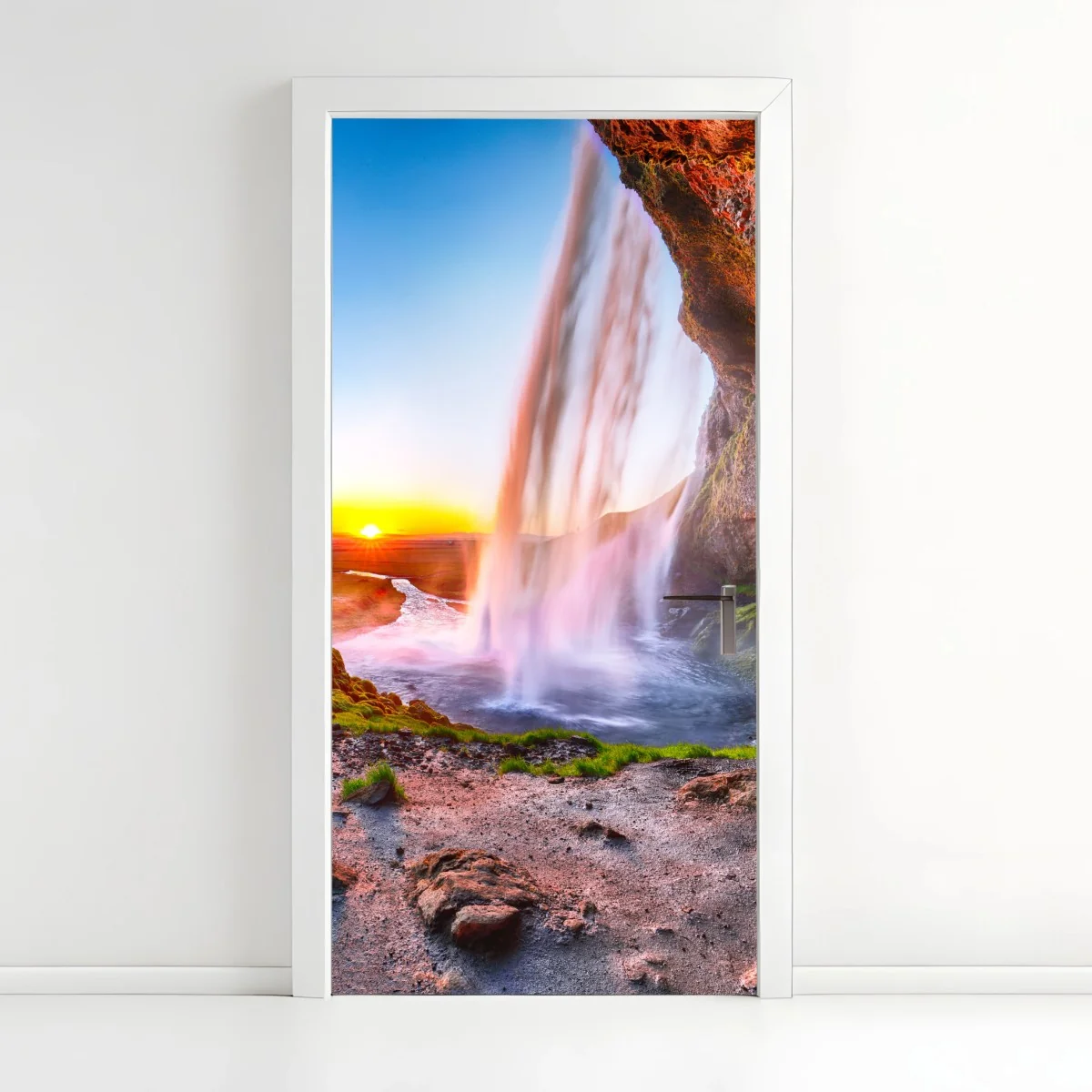 Türaufkleber Seljalandsfoss wasserfall bei sonnenuntergang – Wallnifity® Türaufkleber Seljalandsfoss wasserfall bei sonnenuntergang – Wallnifity®