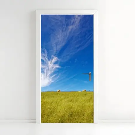 Türaufkleber ruhige wiese unter blauem himmel – Wallnifity®