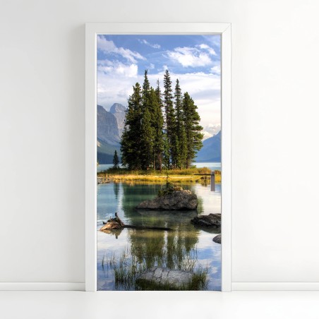 Türaufkleber ruhiger alpensee mit insel und bergen – Wallnifity®
