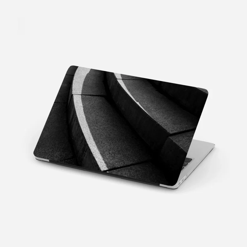 Laptop-Aufkleber geschwungene betontreppe im schatten