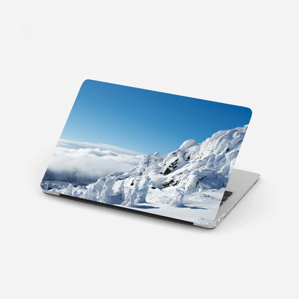 Laptop-Aufkleber ruhige verschneite berglandschaft – Wallnifity® Laptop-Aufkleber ruhige verschneite berglandschaft – Wallnifity®