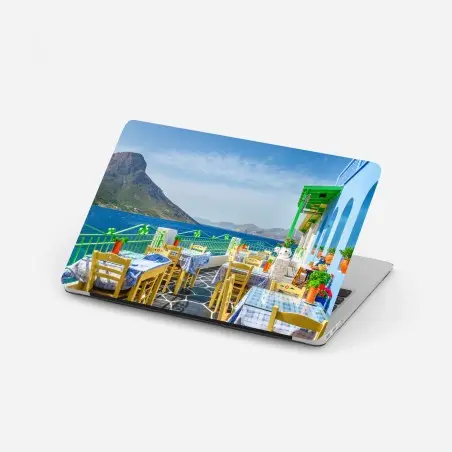 Laptop-Aufkleber sonnige terrasse am meer mit küstenblick – Wallnifity®
