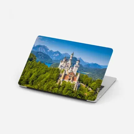 Laptop-Aufkleber schloss Neuschwanstein in alpiner landschaft – Wallnifity®