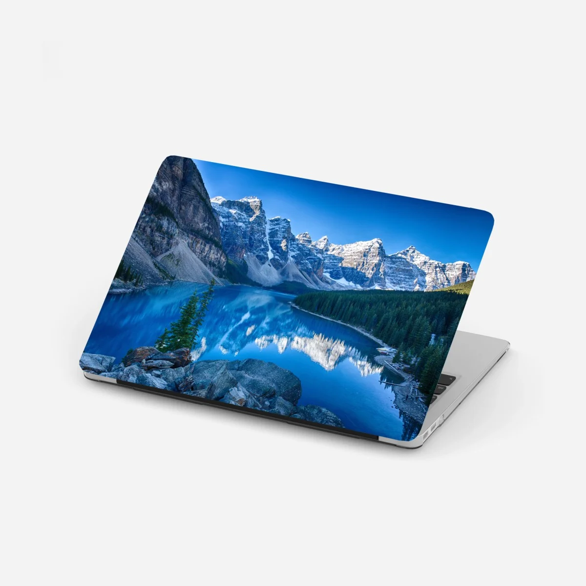 Laptop-Aufkleber ruhiger bergsee mit spiegelung – Wallnifity® Laptop-Aufkleber ruhiger bergsee mit spiegelung – Wallnifity®