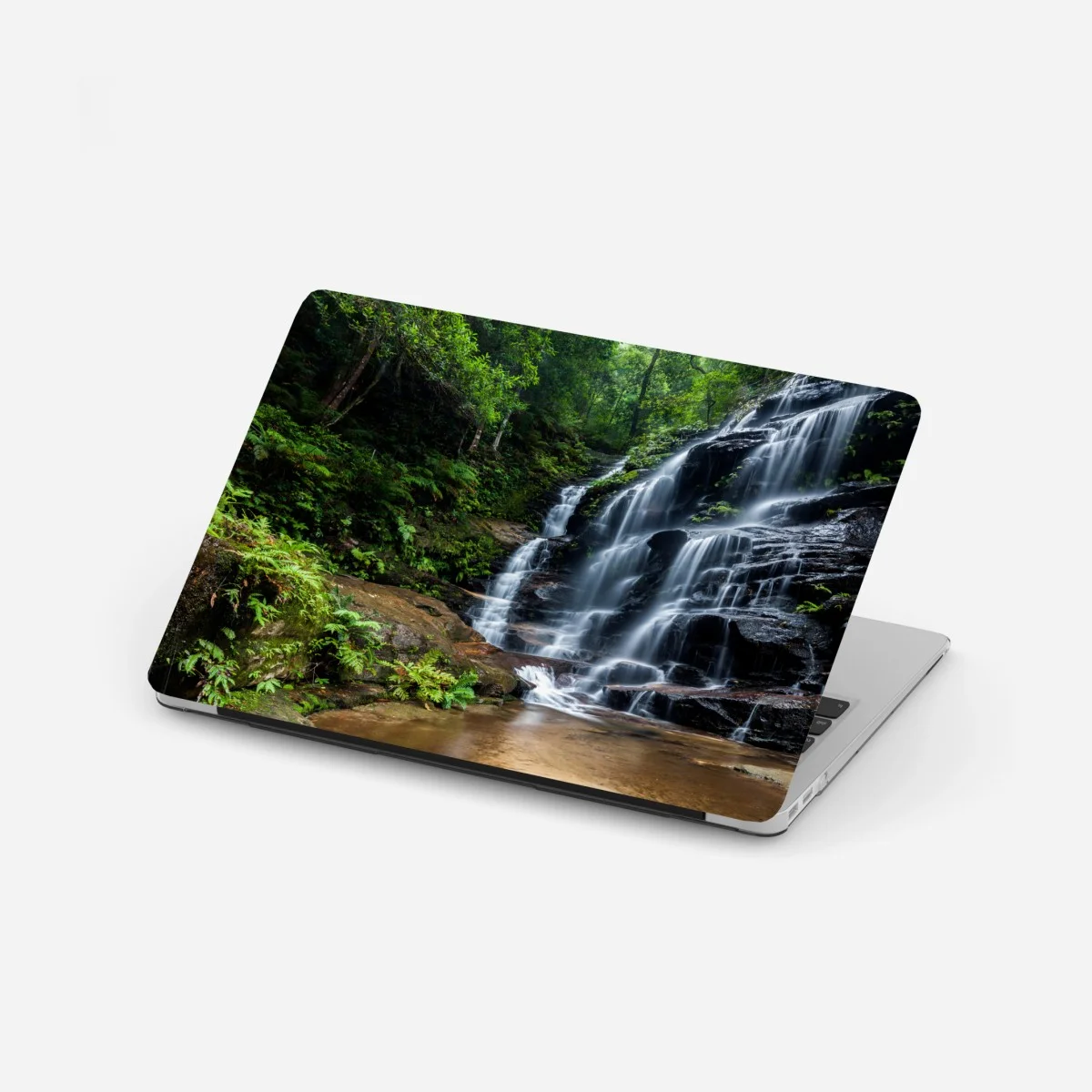 Laptop-Aufkleber ruhiger wasserfall im wald – Wallnifity® Laptop-Aufkleber ruhiger wasserfall im wald – Wallnifity®