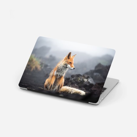 Laptop-Aufkleber roter fuchs in nebliger landschaft – Wallnifity®