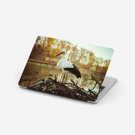 Laptop-Aufkleber weißer storch am herbstlichen see – Wallnifity®