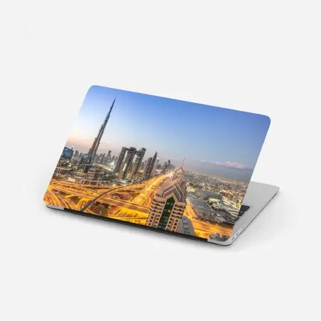 Laptop-Aufkleber skyline von Dubai bei dämmerung – Wallnifity®
