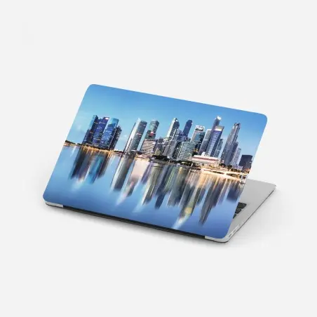 Laptop-Aufkleber moderne stadtskyline gespiegelt im wasser – Wallnifity®