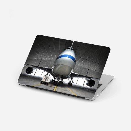 Laptop-Aufkleber frachter im hangar - frontansicht des jets – Wallnifity®