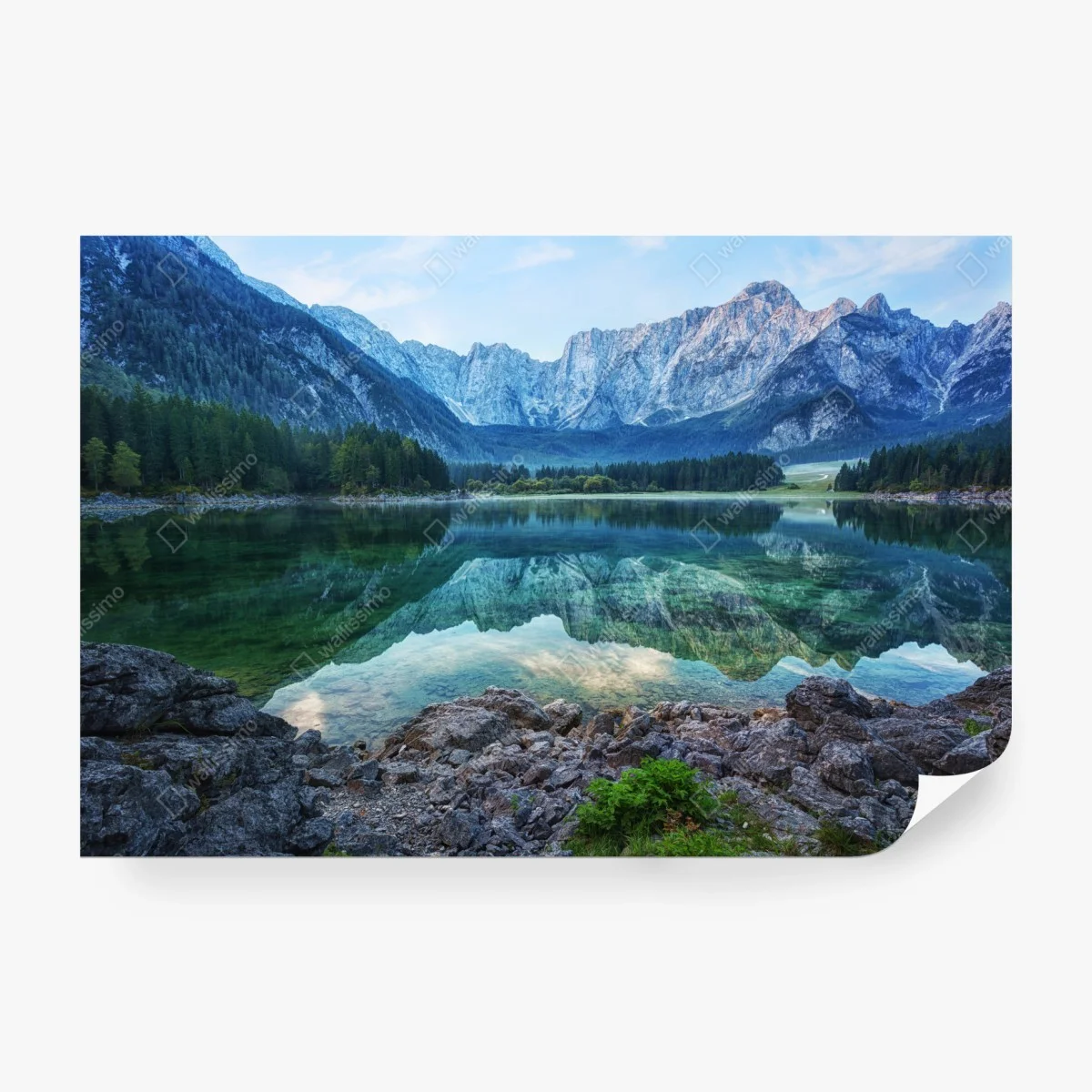 Fototapete früher morgen am See Fusine, Julische Alpen – Wallnifity®