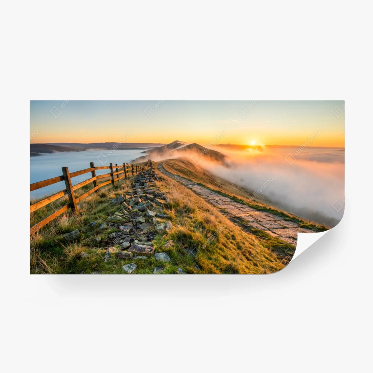 Fototapete sonnenaufgang über einem nebligen bergrücken mit steinweg – Wallnifity®