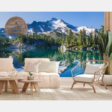 Fototapete ruhiger bergsee mit spiegelndem bergpanorama – Wallnifity®