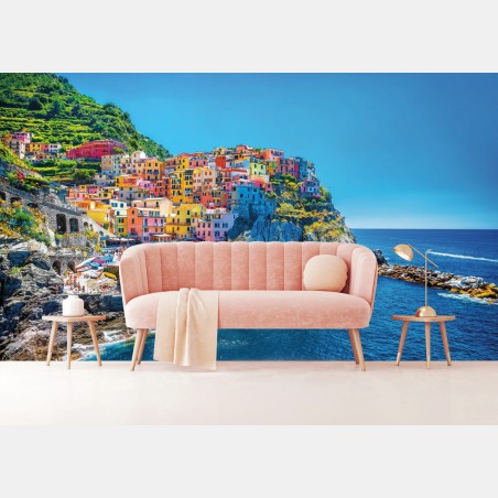 Fototapete buntes mediterranes kliffdorf am meer – Wallnifity®