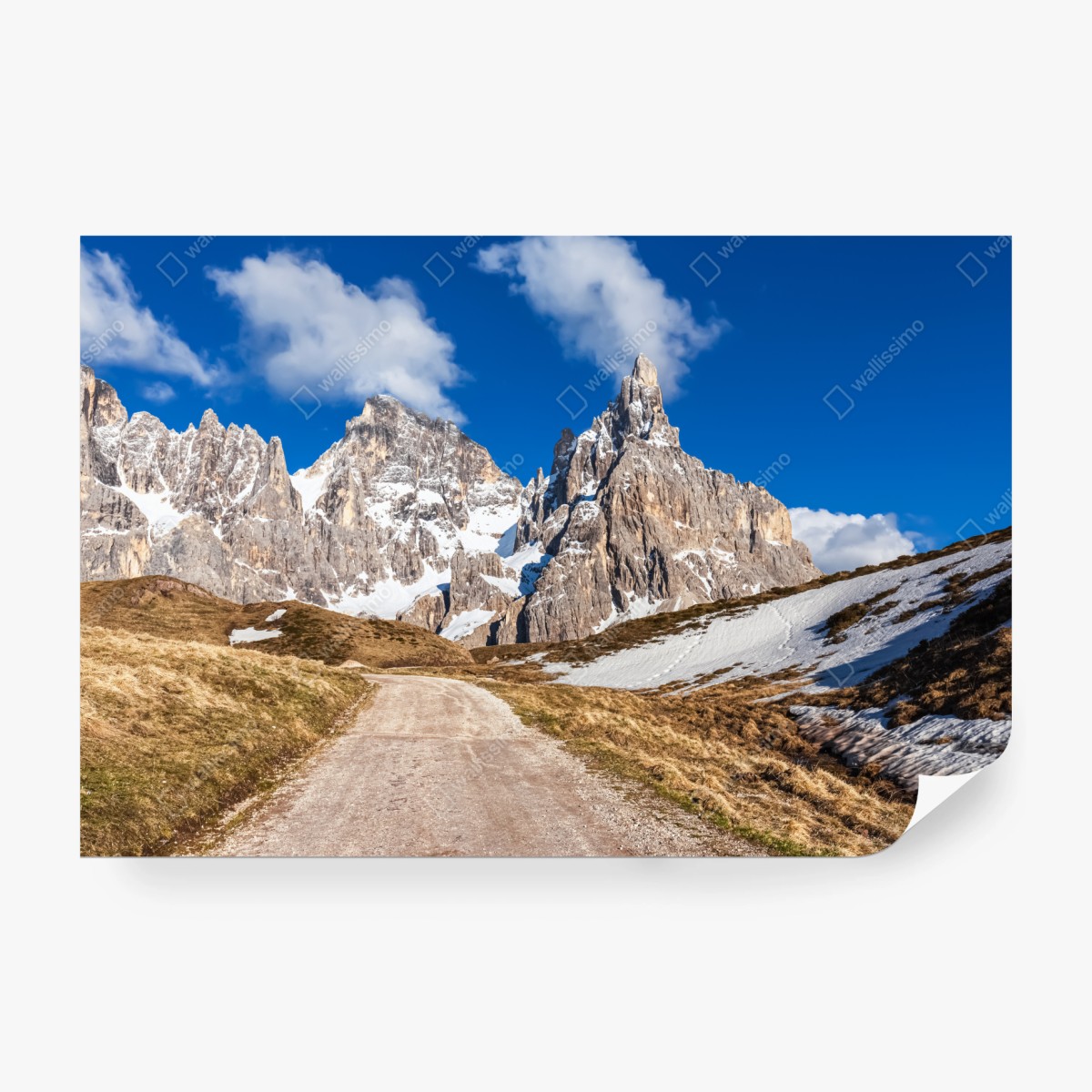 Fototapete hohe berggipfel und ein sich windender weg – Wallnifity®