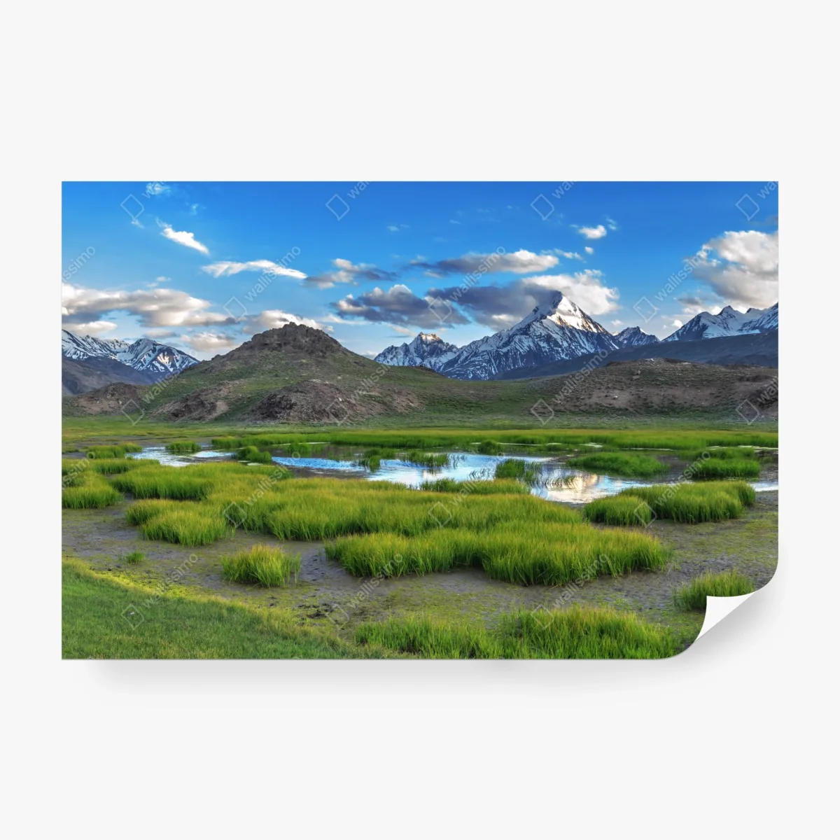 Fototapete ruhiger bergsee im Himalaya im sommer – Wallnifity®