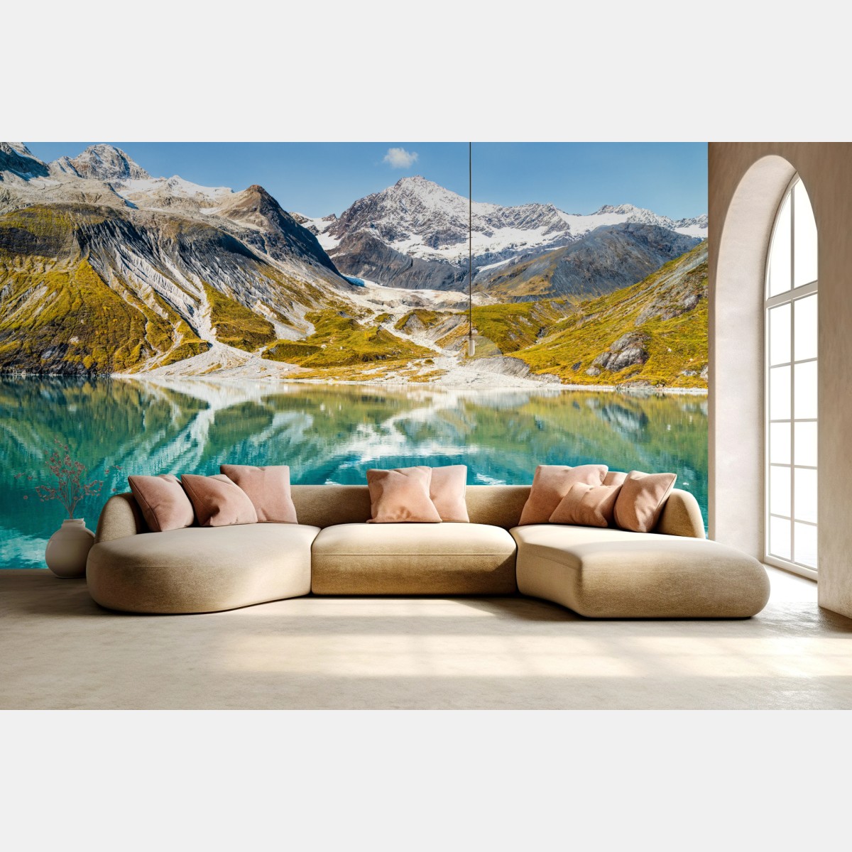 Fototapete ruhiger alpensee mit schneebedeckten gipfeln – Wallnifity®
