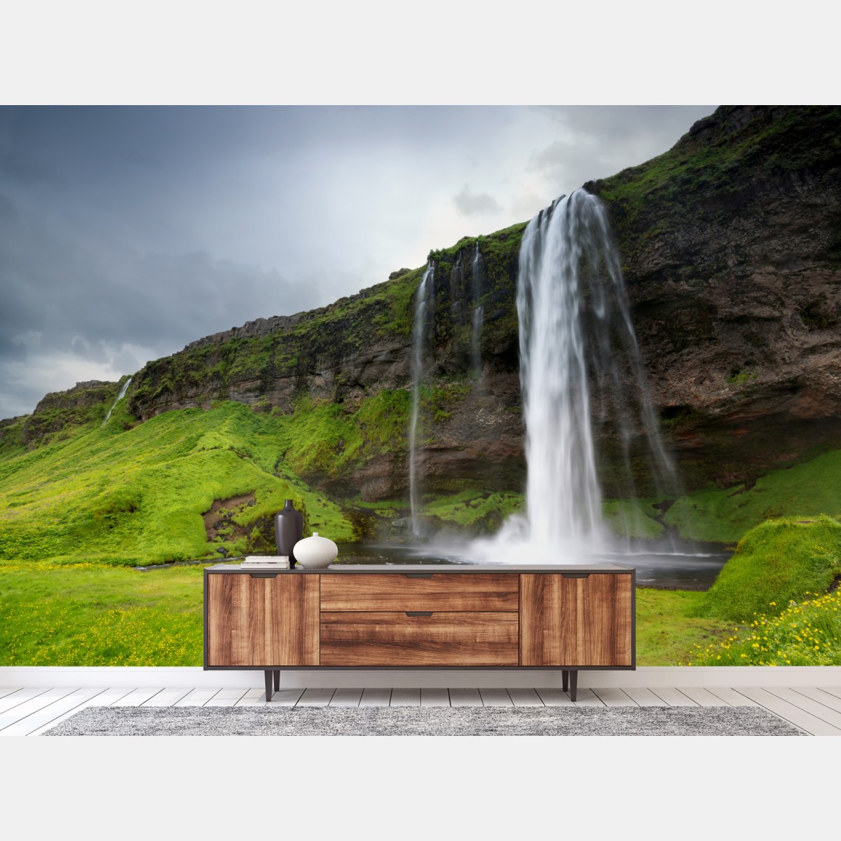 Fototapete dramatischer wasserfall bei Seljalandsfoss, Island – Wallnifity®