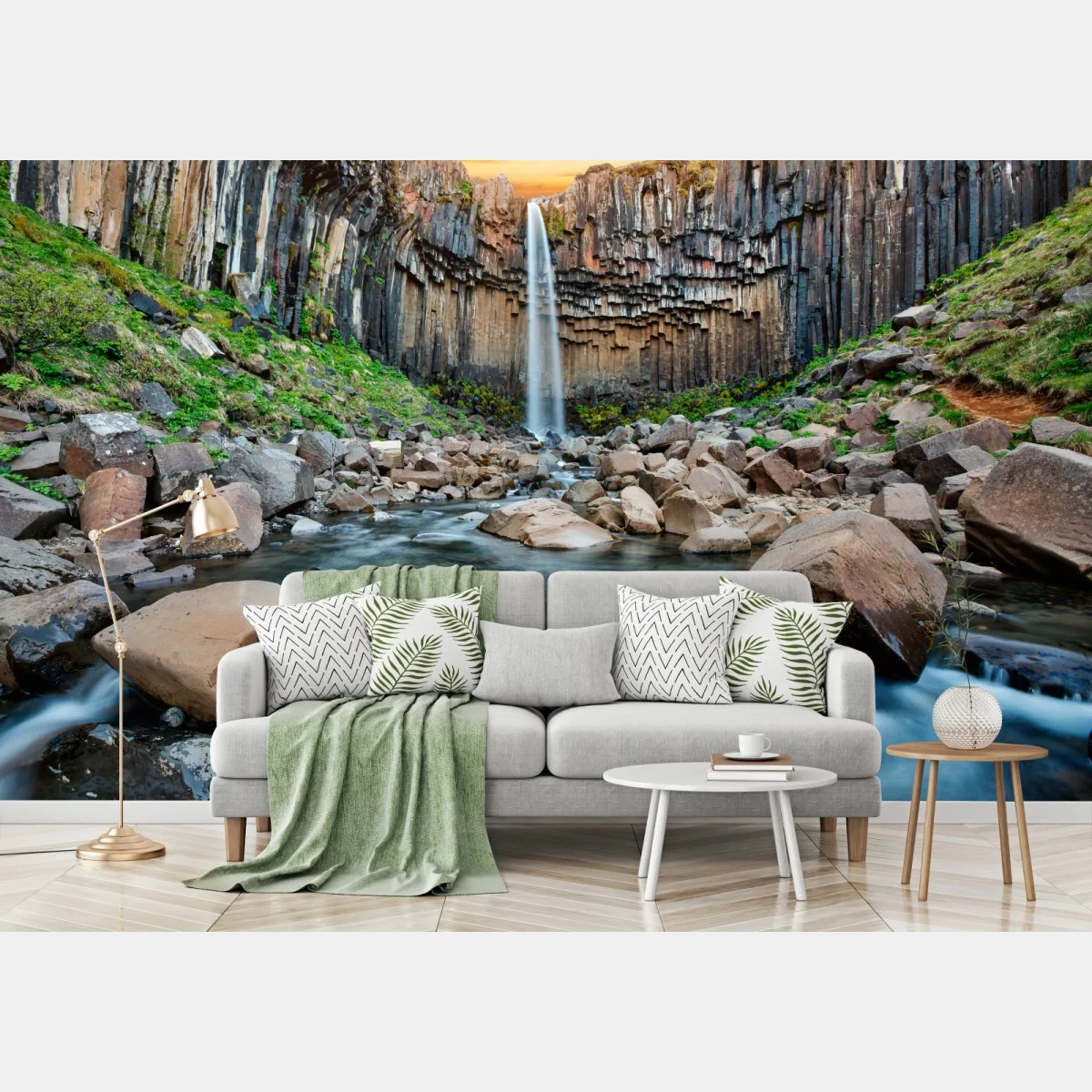 Fototapete dramatischer wasserfall zwischen basaltklippen – Wallnifity® Fototapete dramatischer wasserfall zwischen basaltklippen – Wallnifity®