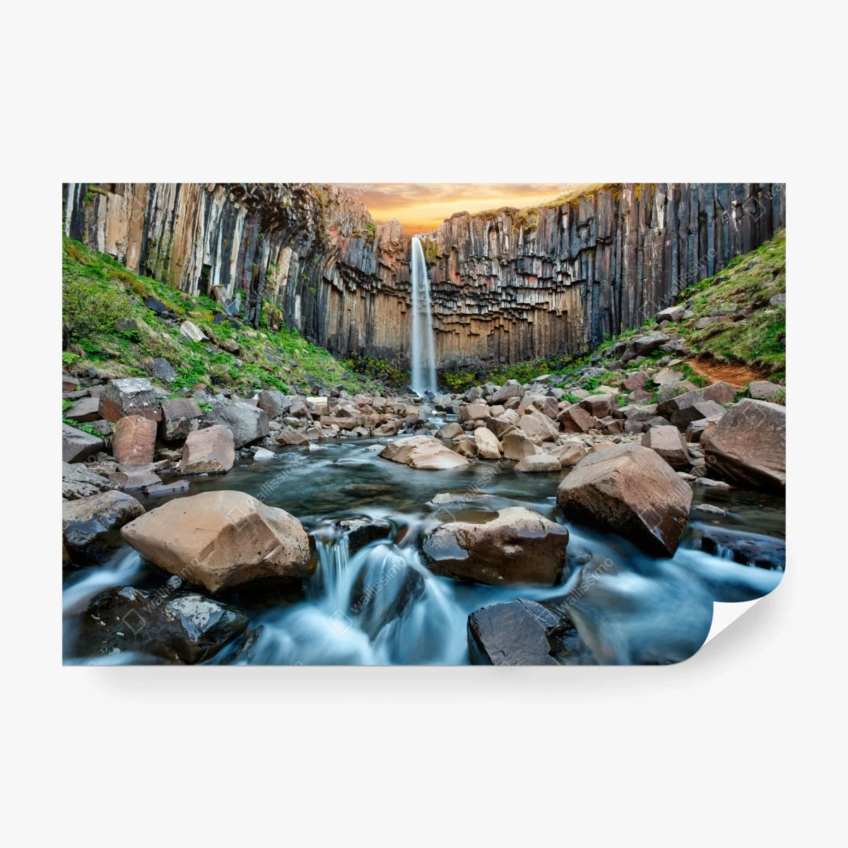 Fototapete dramatischer wasserfall zwischen basaltklippen – Wallnifity® Fototapete dramatischer wasserfall zwischen basaltklippen – Wallnifity®
