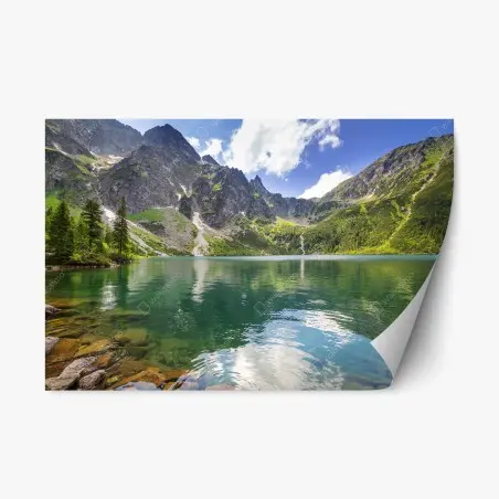 Repositionierbarer Aufkleber ruhiger smaragdgrüner bergsee vor schroffen gipfeln – Wallnifity®