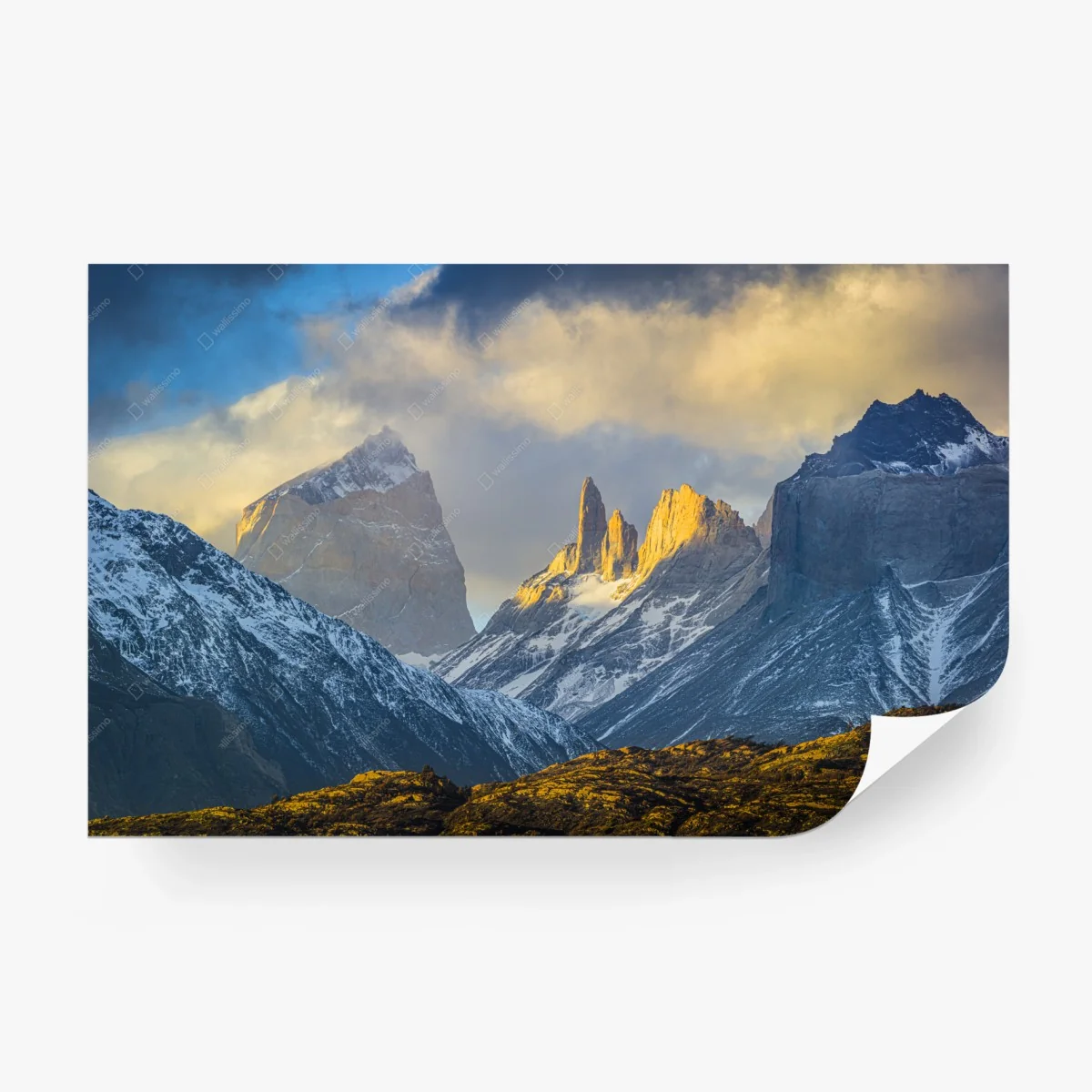 Fototapete goldener sonnenaufgang über berggipfeln – Wallnifity®