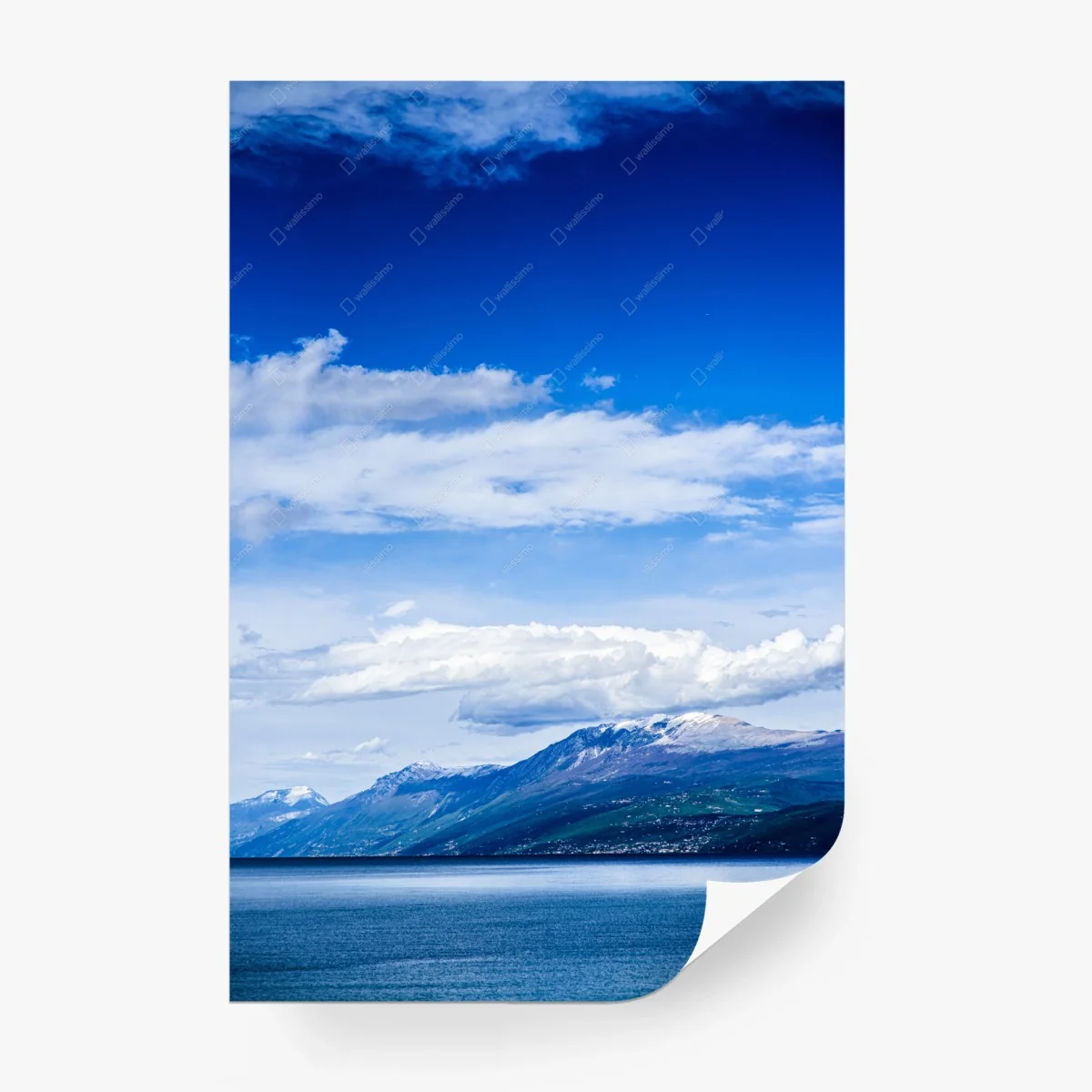 Fototapete ruhige blaue berg- und meerlandschaft – Wallnifity®