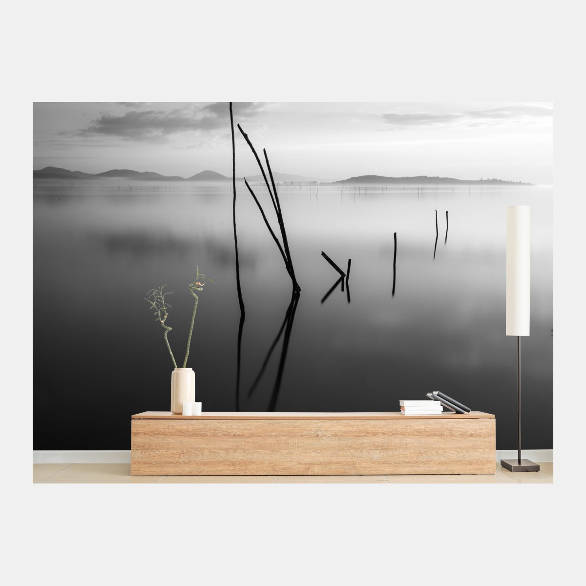 Fototapete ruhiger monochromer see mit reflexionen – Wallnifity®