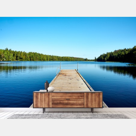 Fototapete ruhiger steg am see mit waldspiegelung – Wallnifity®