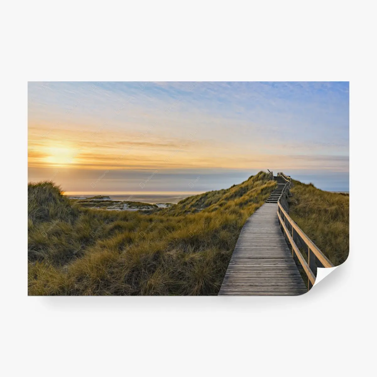 Fototapete sonnenuntergang über dem holzsteg nach Norddorf – Wallnifity®